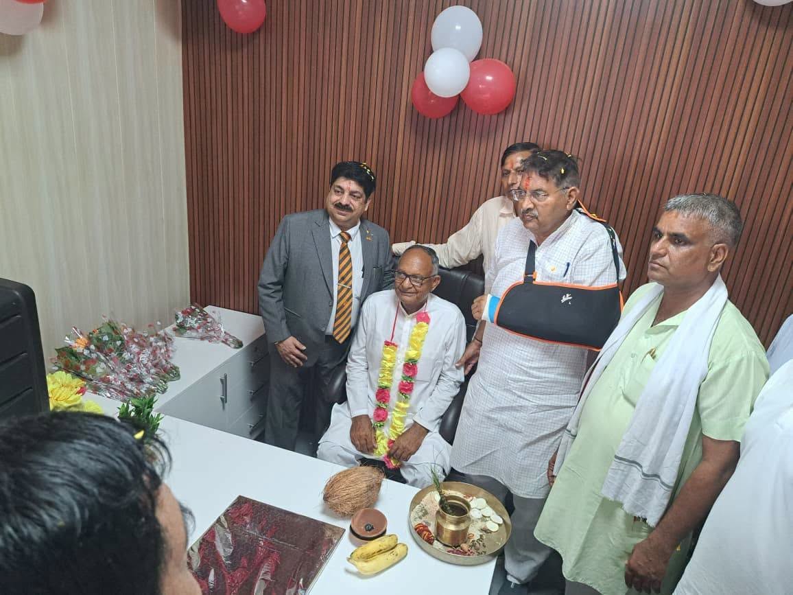 Grand Opening: Kavni Tractor Agency - Image 2